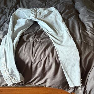 Good American Light Blue Jeans with Pearl Details